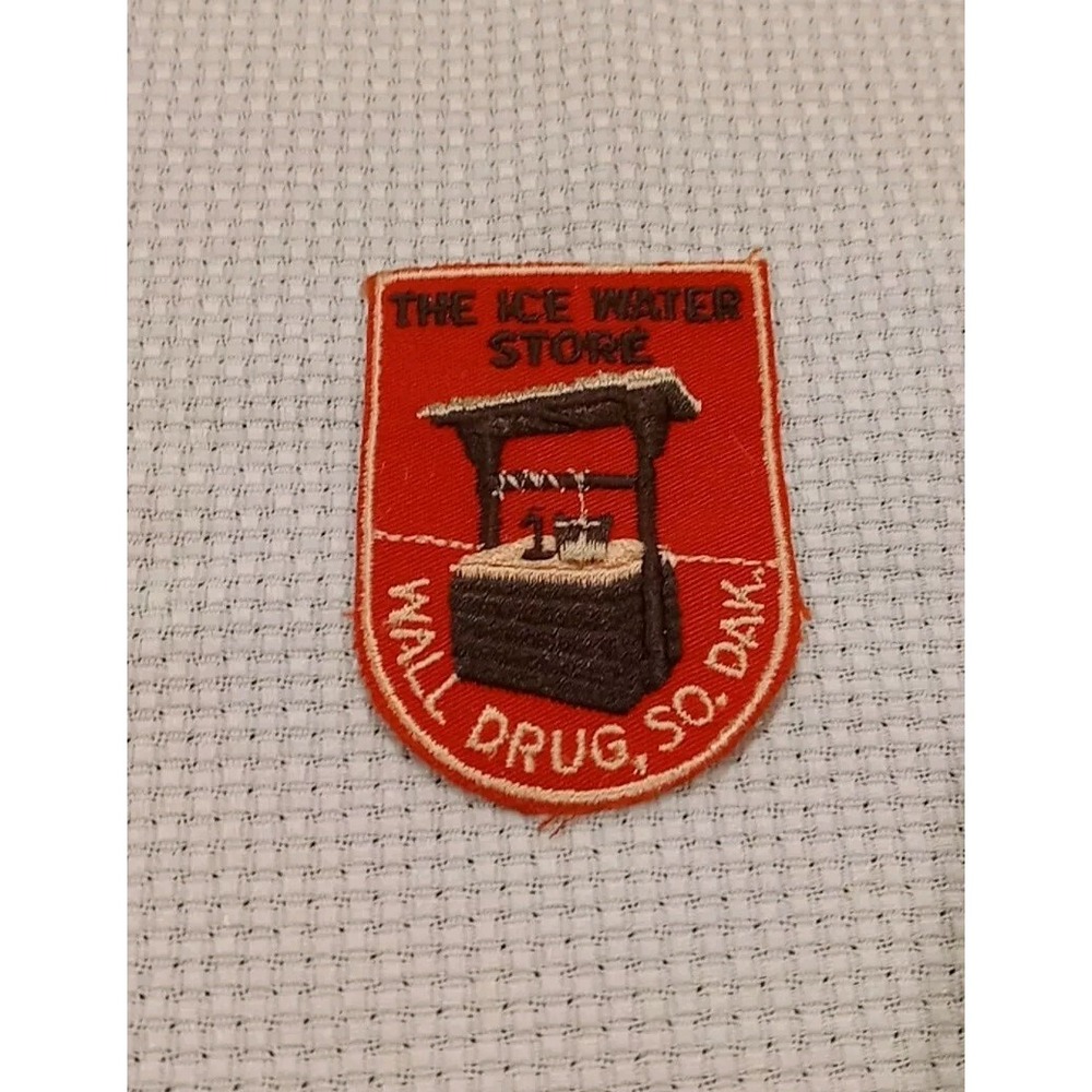 Vtg‎ ICE Water Store Patch Wall Drug Store South Dakota Travel Patch Badge
